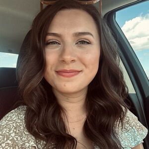 Meet your Posher, Hannah